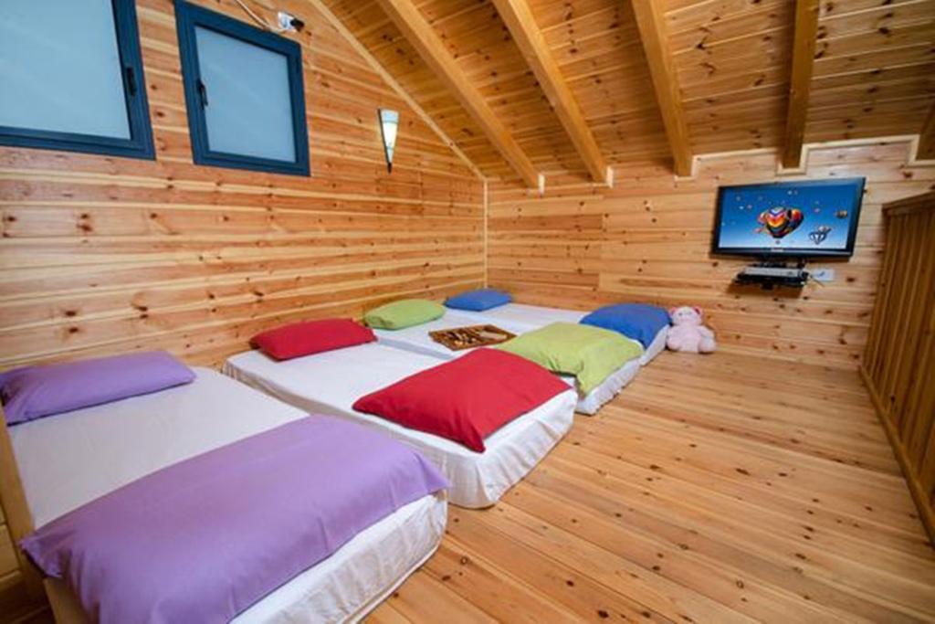 Between Sunrise And Sunset Suites Ya'ara Ngoại thất bức ảnh