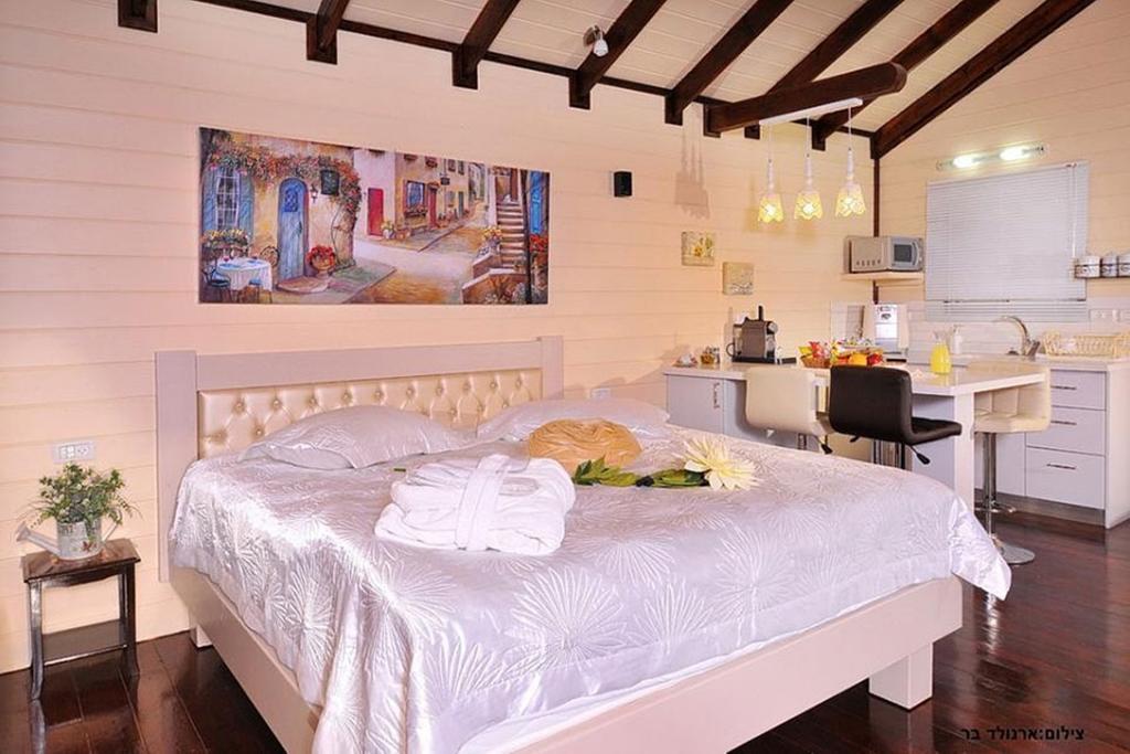 Between Sunrise And Sunset Suites Ya'ara Ngoại thất bức ảnh